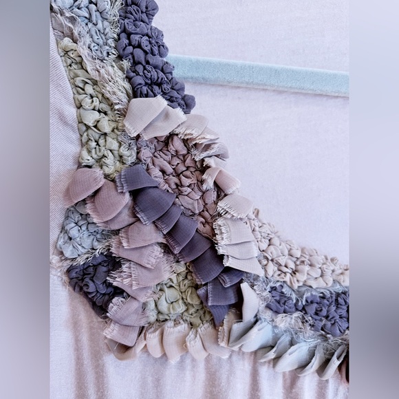 1.9 “one sept” lavender blouse with chiffon detailing - Picture 2 of 5